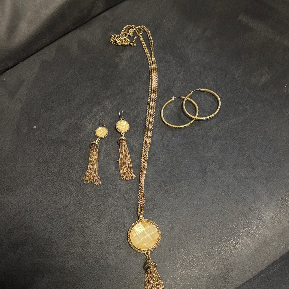 Lucky Brand Gold Tassel Necklace Set